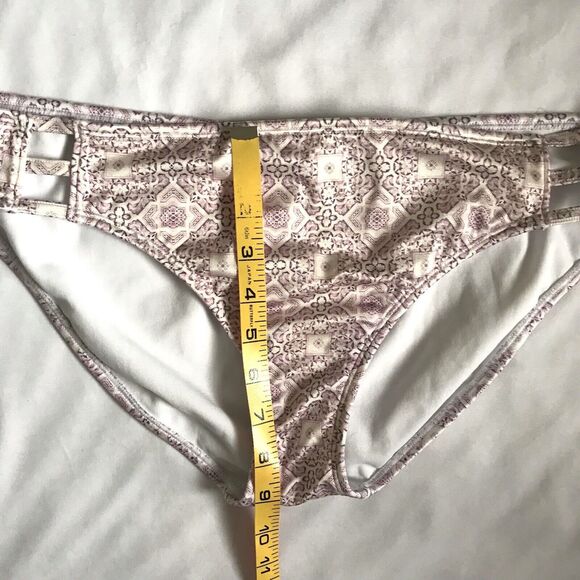Athleta Aqualuxe Print Ladder Blush Lilac White Bikini Swim Bottoms Sz Large $64 - Picture 7 of 7